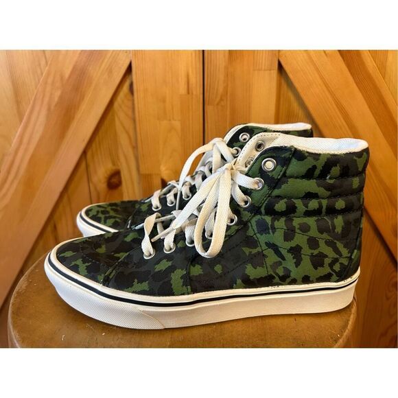 Vans Comfycush Sk8-Hi Leopard Super Lightweight Canvas Sneaker 6.5 Mens 8 Women - Picture 3 of 9